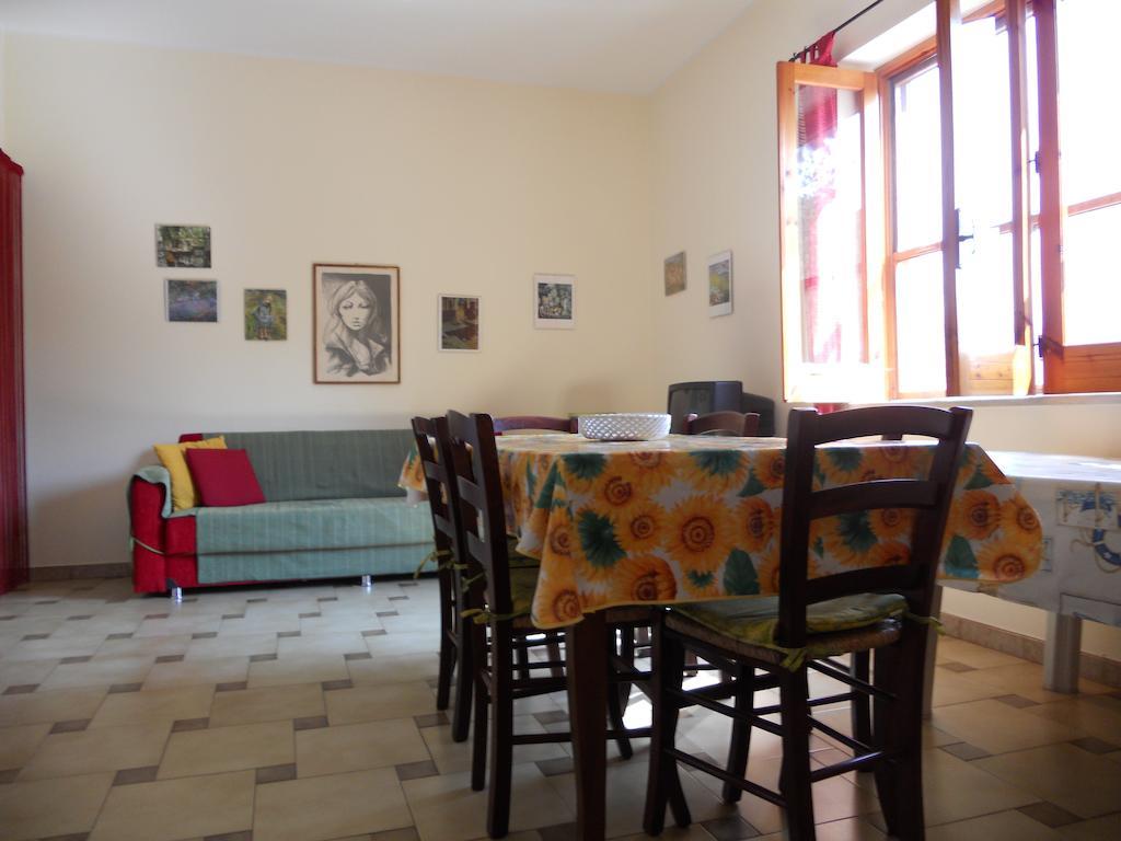 Villa Magnolia Appartamenti نيكوتيرا الغرفة الصورة
